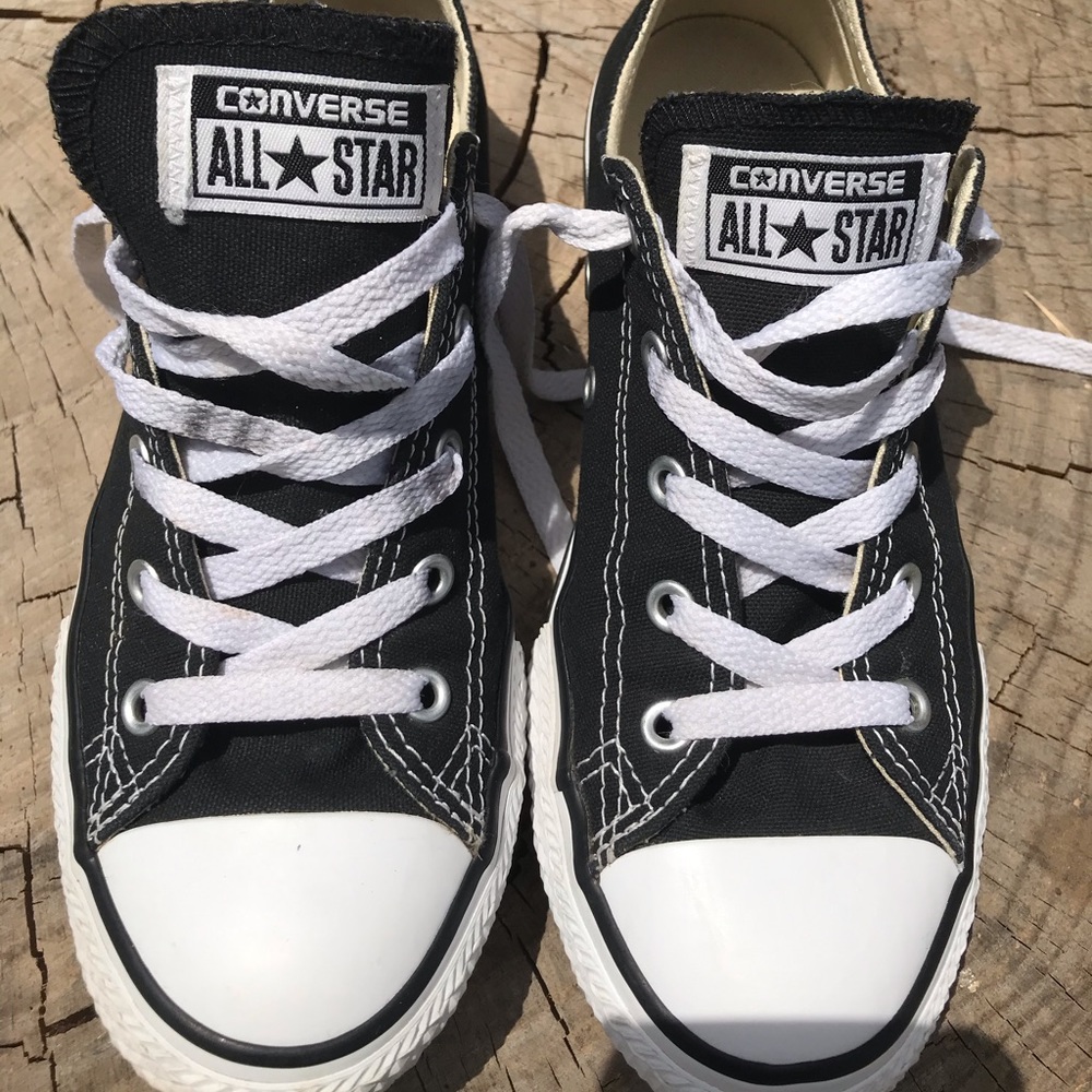 Black converse